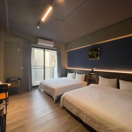 Long Lang Homestay Tainan Exterior photo