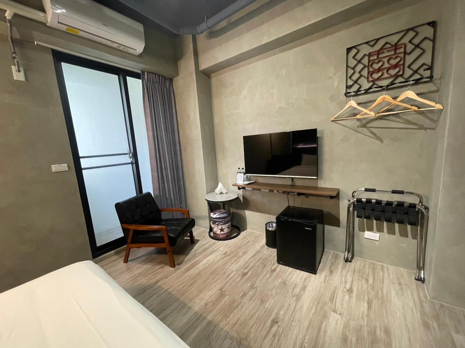 Long Lang Homestay Tainan Exterior photo